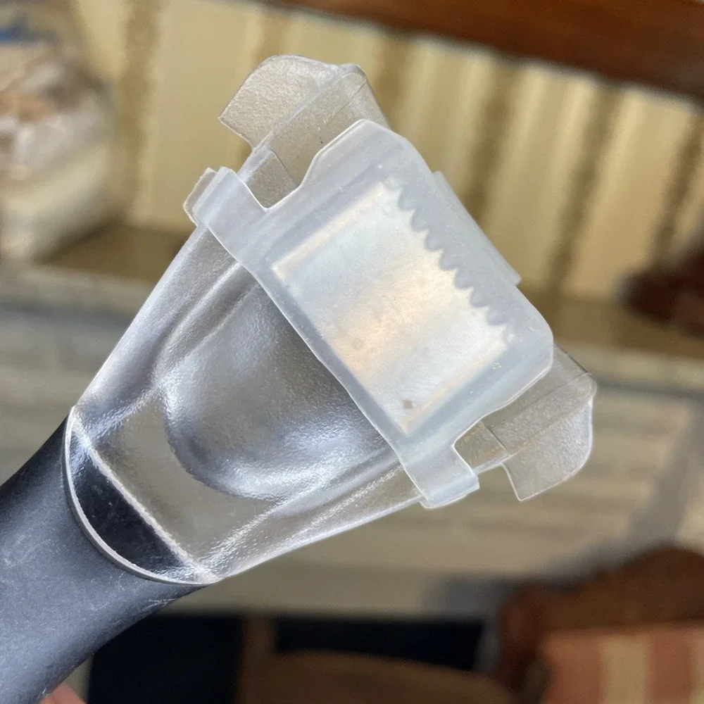 Pampered Chef Zester with Safety Storage‎ Guard